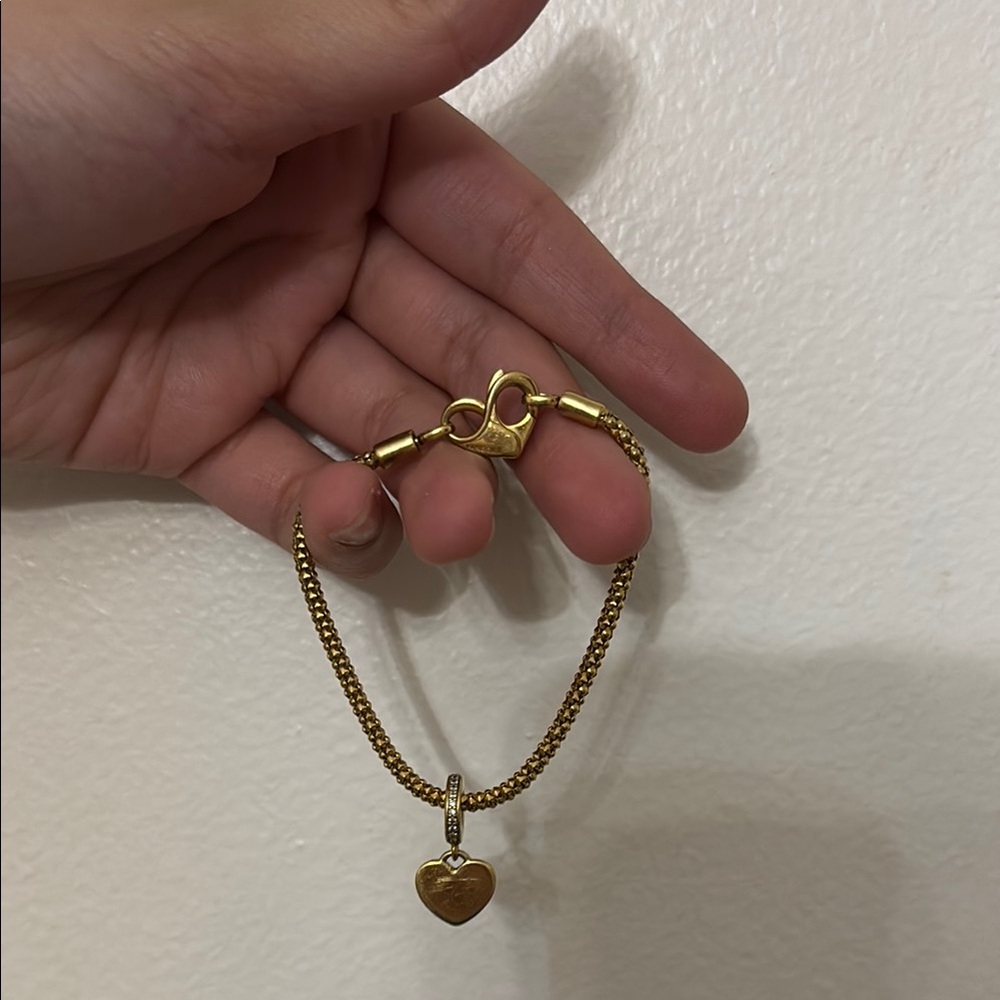 Gold Heart Pendant Bracelet